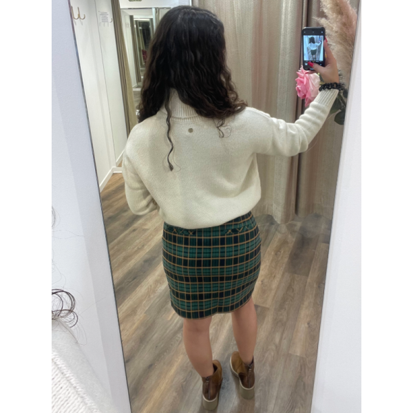 JUPE CARLOSA LOLA ESPELETA