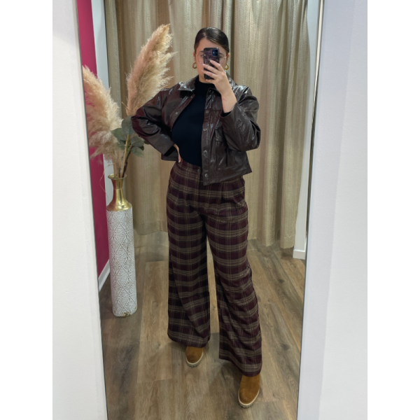Pantalon large à carreaux bordeaux et ocre See U Soon.